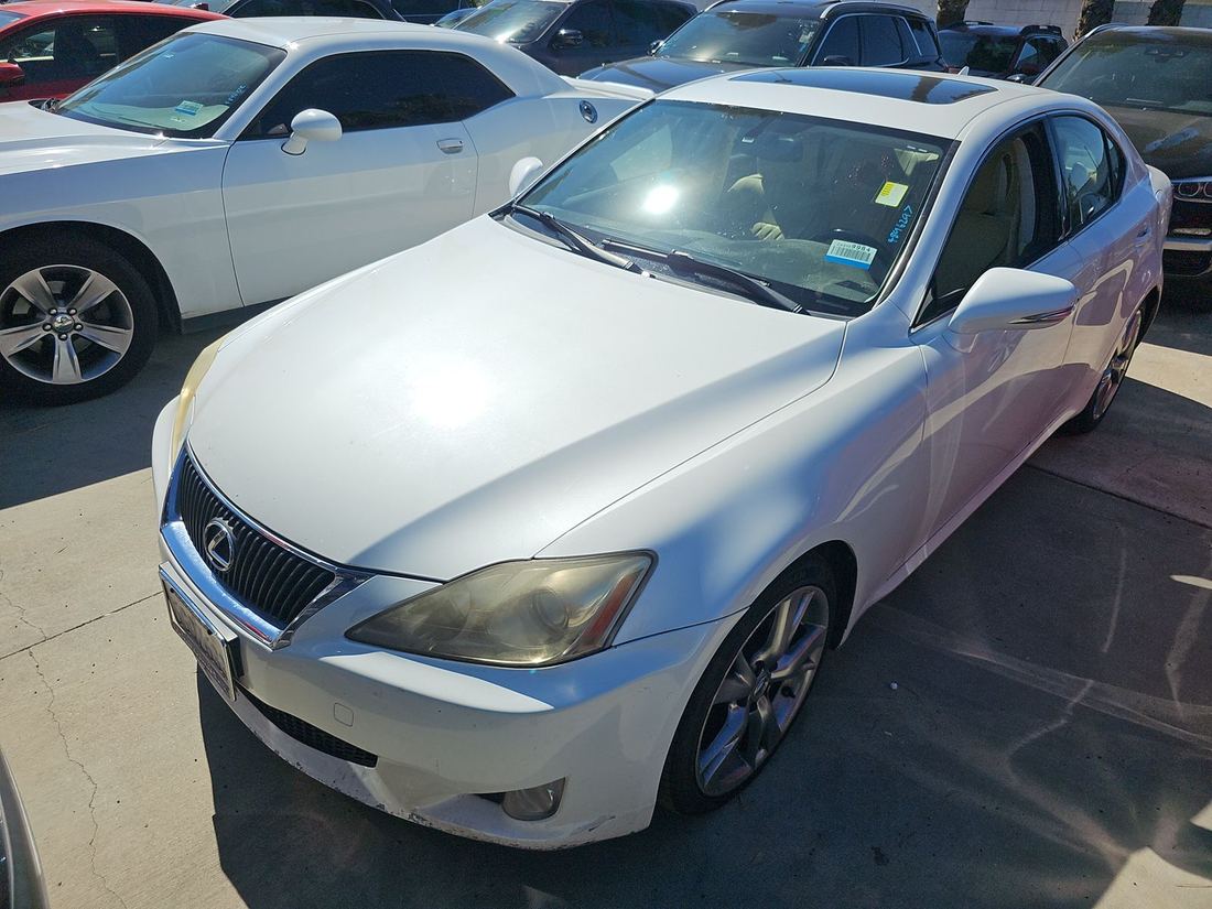 2009 LEXUS USE20L