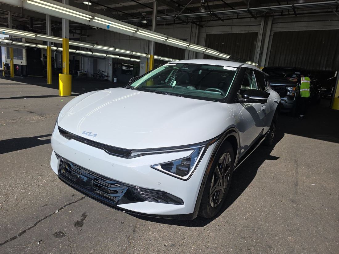 2025 Kia Light, Light Long Range, Wind