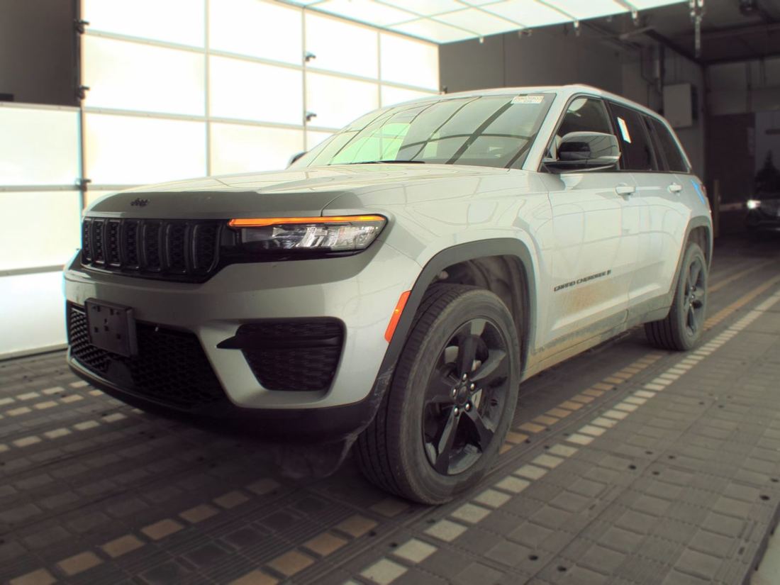 2024 JEEP WL
