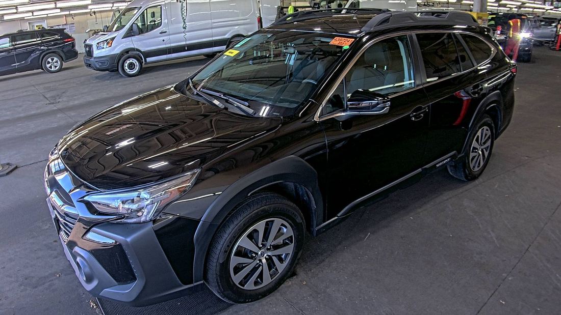 2023 SUBARU Premium