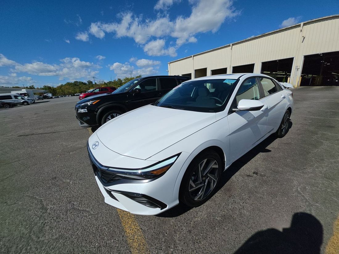 2025 Hyundai Limited