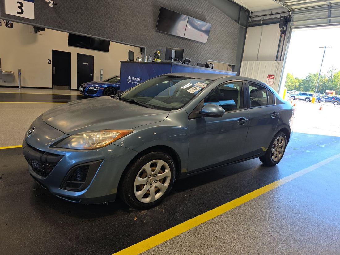 2010 MAZDA Sedan