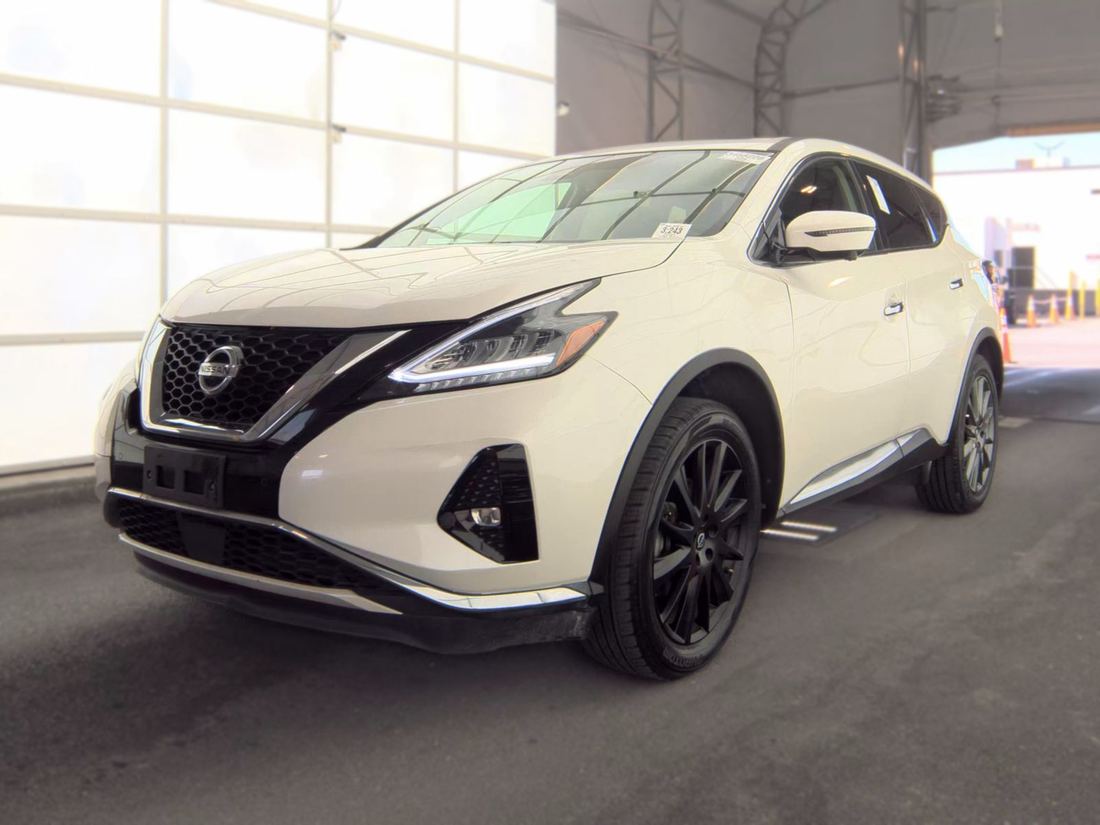 2021 NISSAN SV
