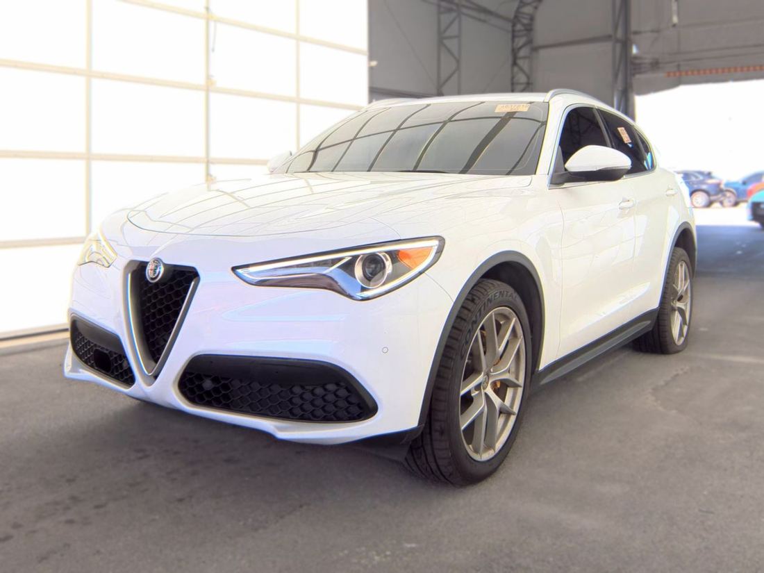 2018 ALFA ROMEO STELVIO Q4