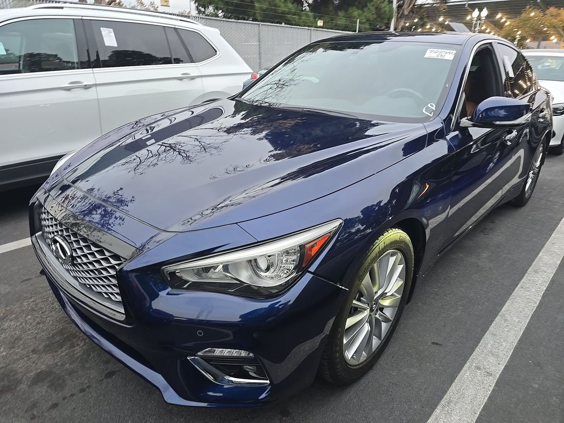 2023 INFINITI Luxe