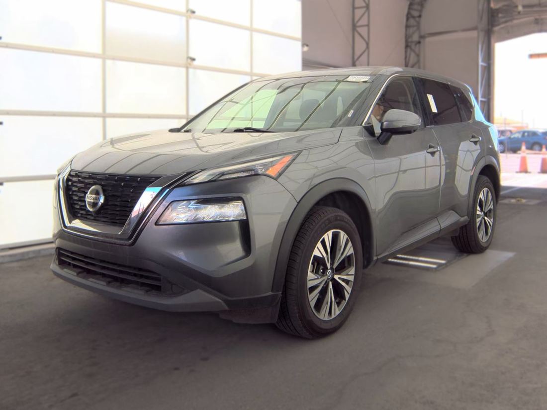 2021 NISSAN SV