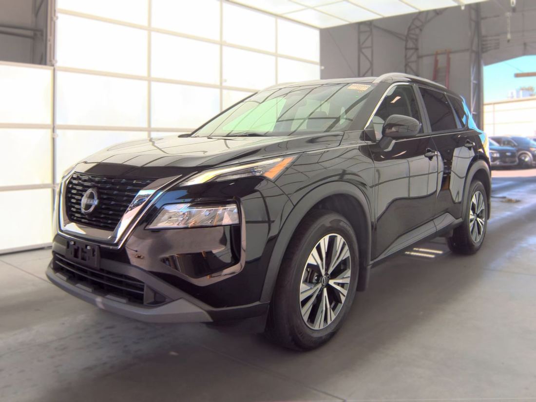 2023 NISSAN SV
