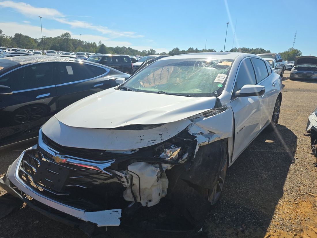 2020 CHEVROLET Premier (2LZ)