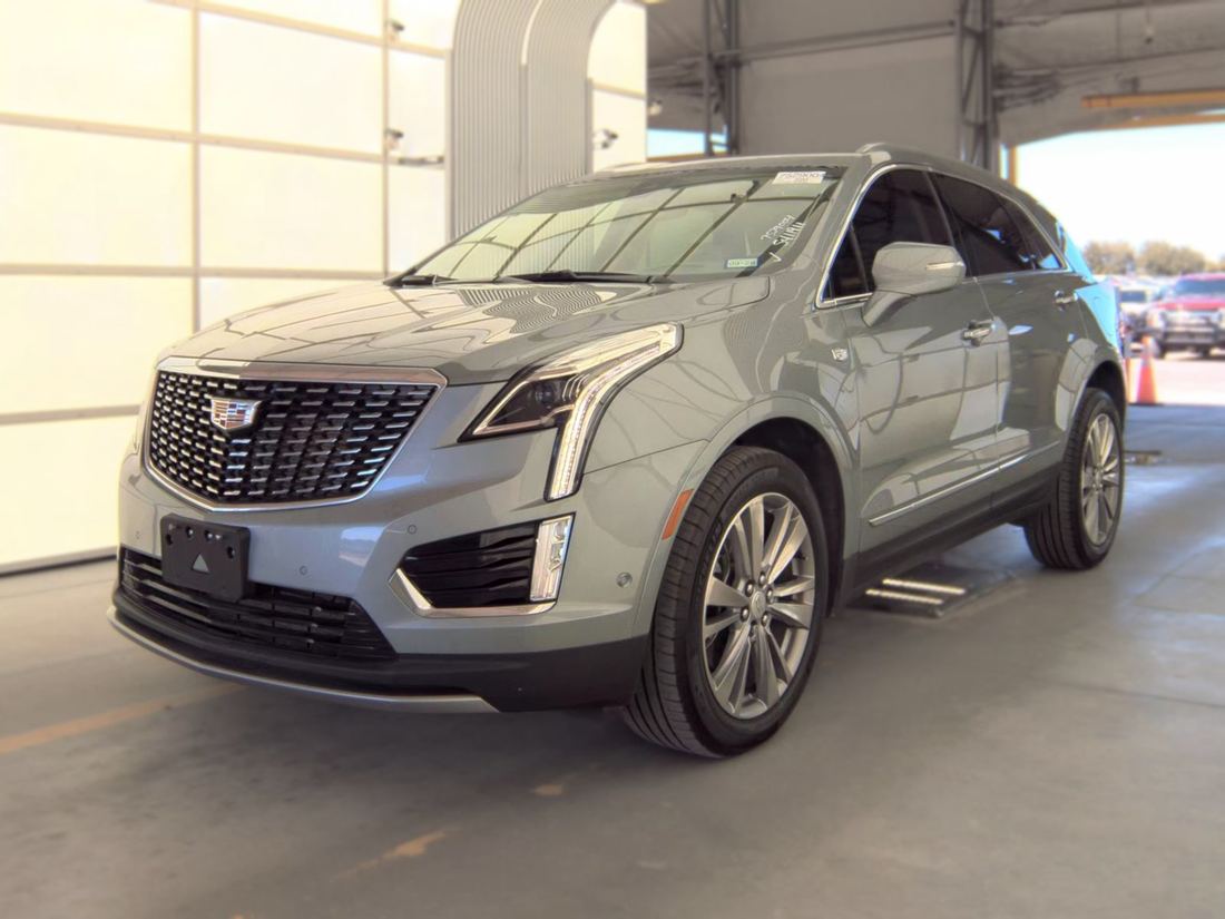 2024 CADILLAC Premium Luxury