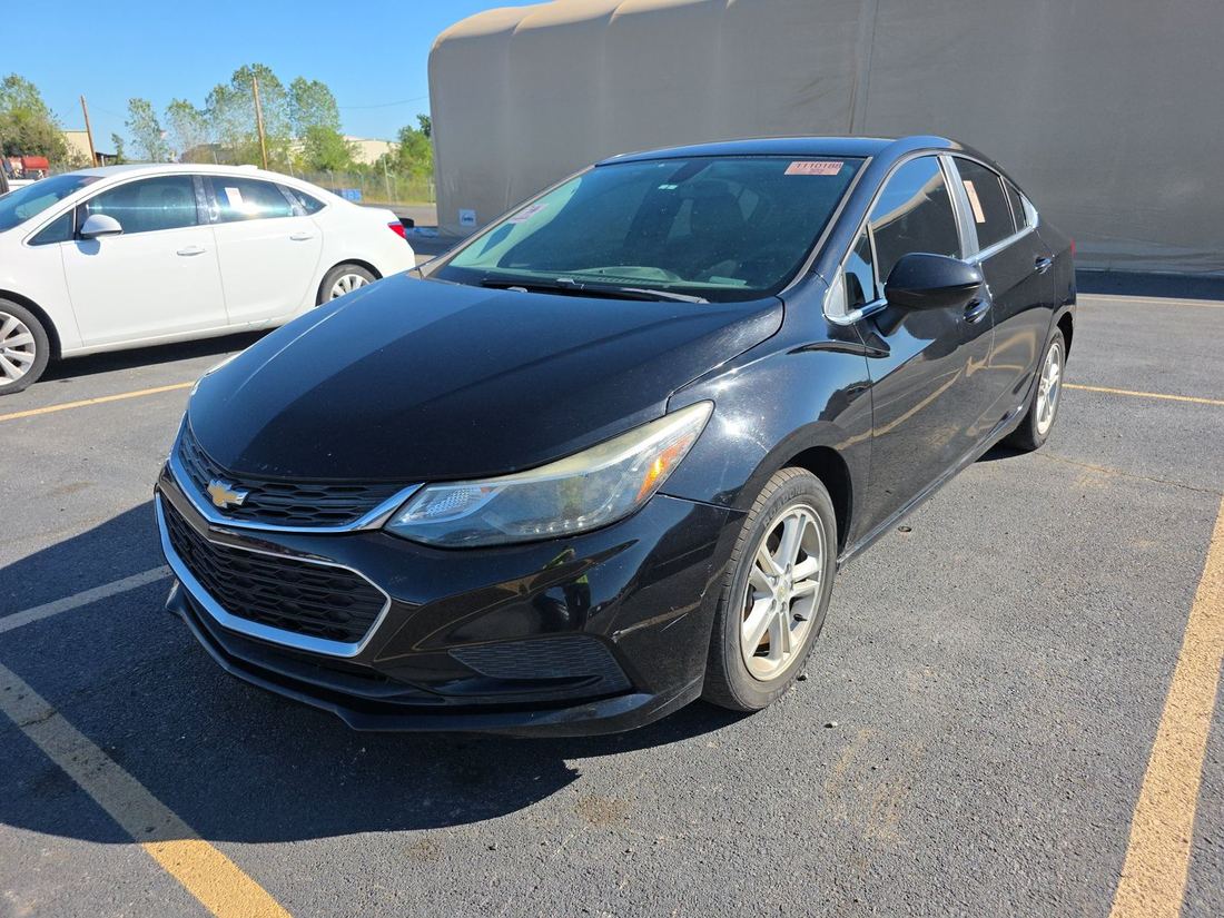 2017 CHEVROLET LT