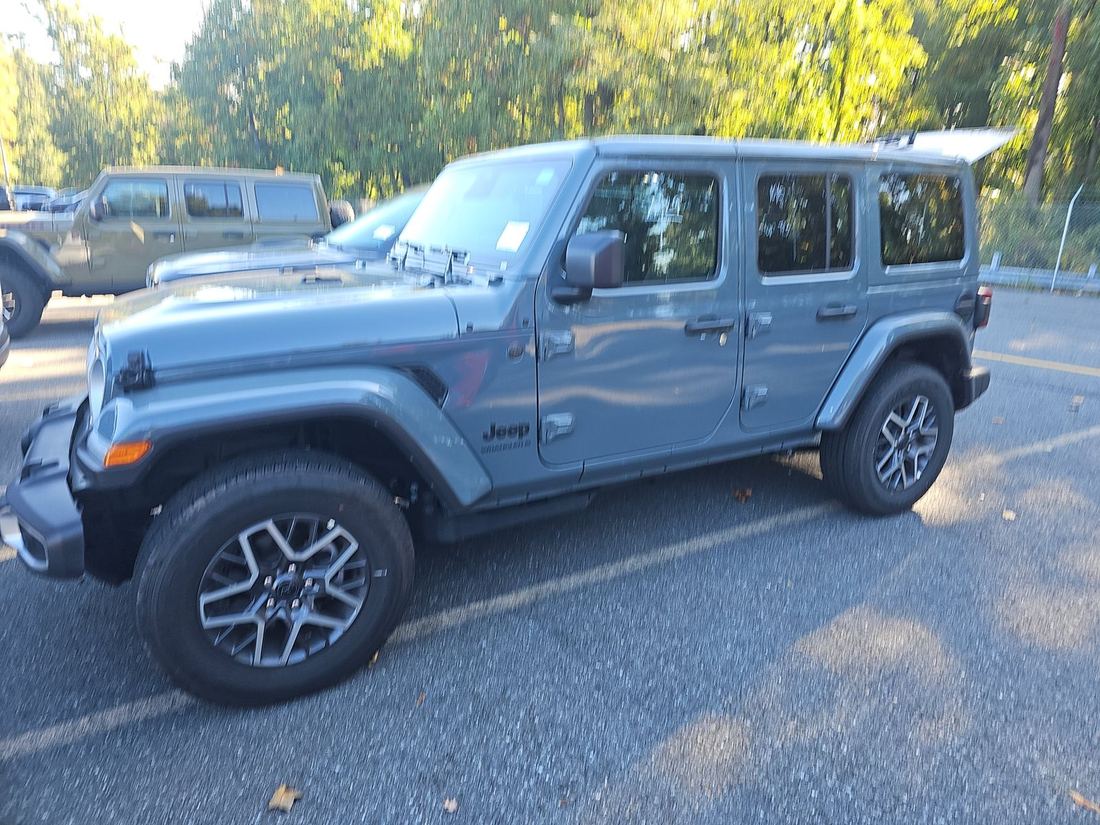 2026 JEEP Sahara
