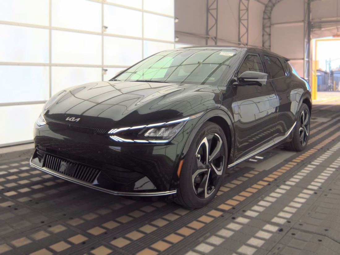 2023 KIA Light, Wind