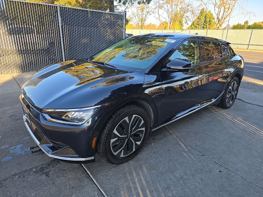 2023 KIA Light, Wind