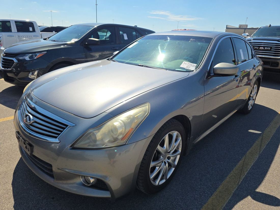 2011 INFINITI G37