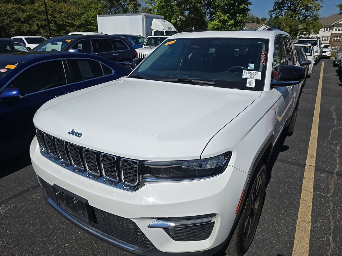 2024 JEEP WL