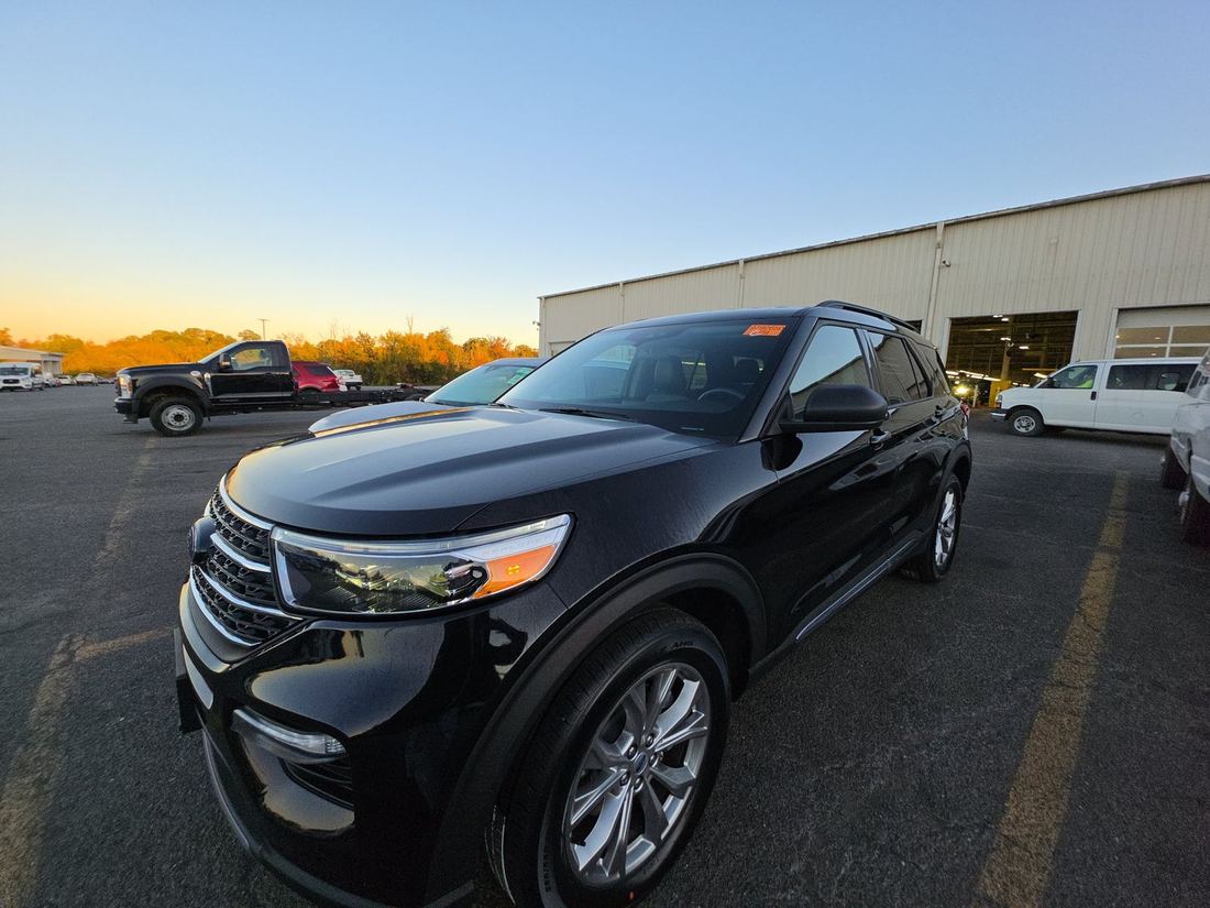 2023 FORD XLT
