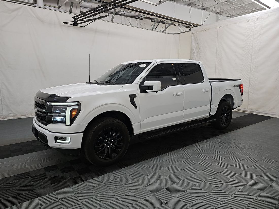 2024 FORD Lariat