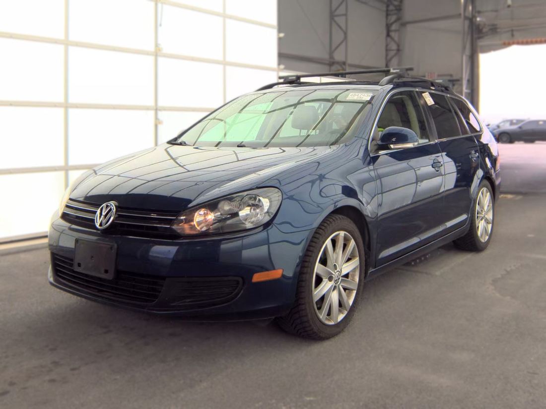 2011 VOLKSWAGEN Jetta SportWagen