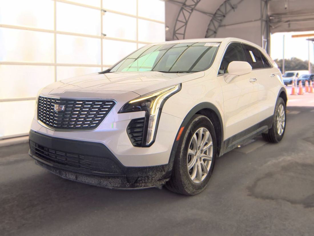 2023 CADILLAC Luxury
