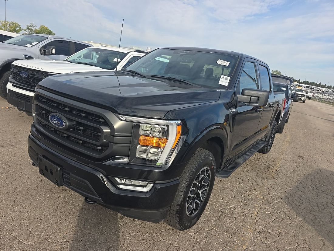2023 FORD SuperCrew