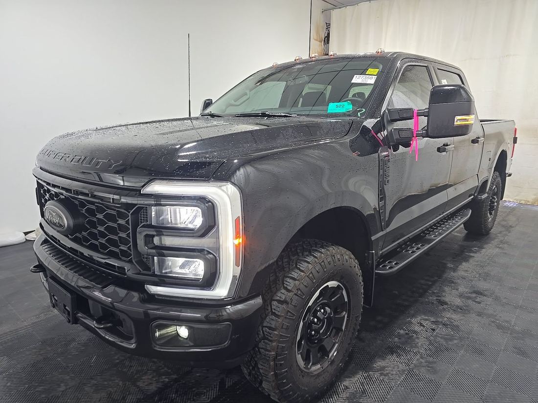 2025 FORD F-Series Super Duty-Single Rear Wheels