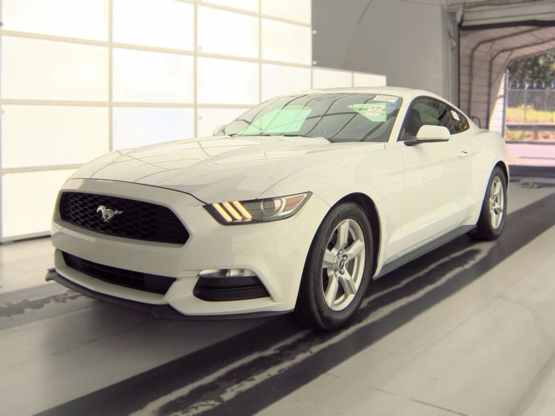 2016 FORD V6 Coupe