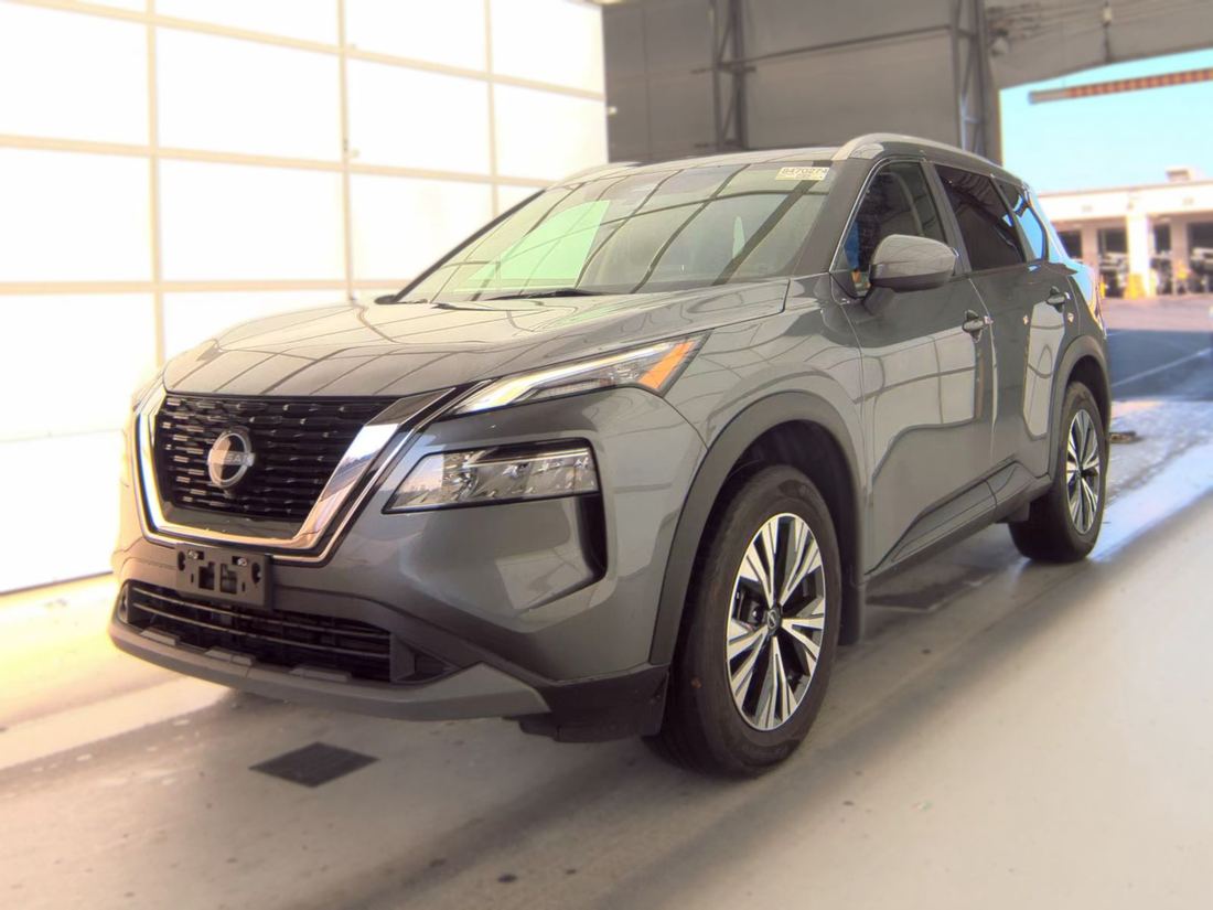 2023 NISSAN SV