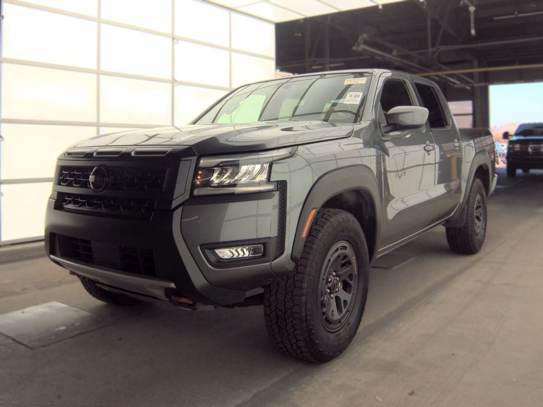 2026 NISSAN Frontier