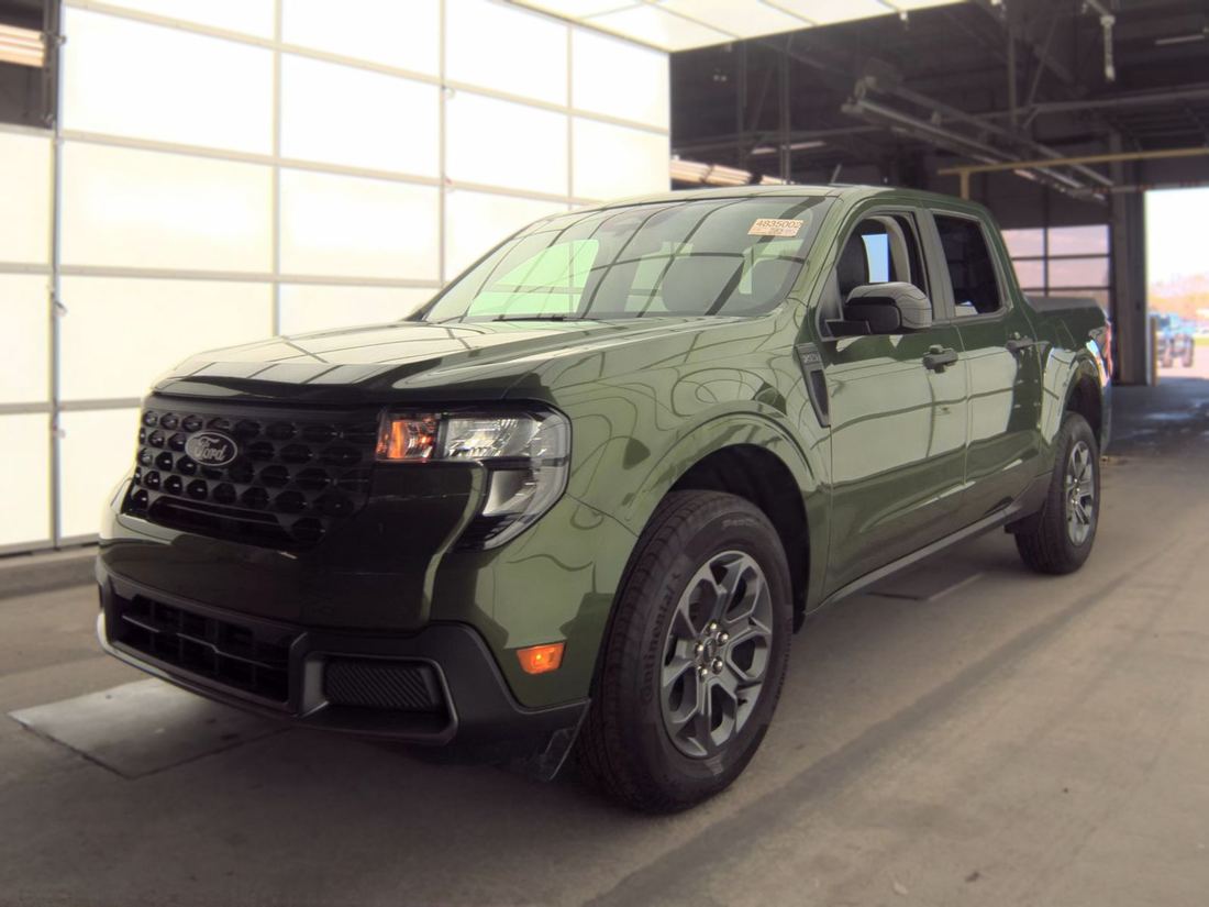 2025 FORD XLT
