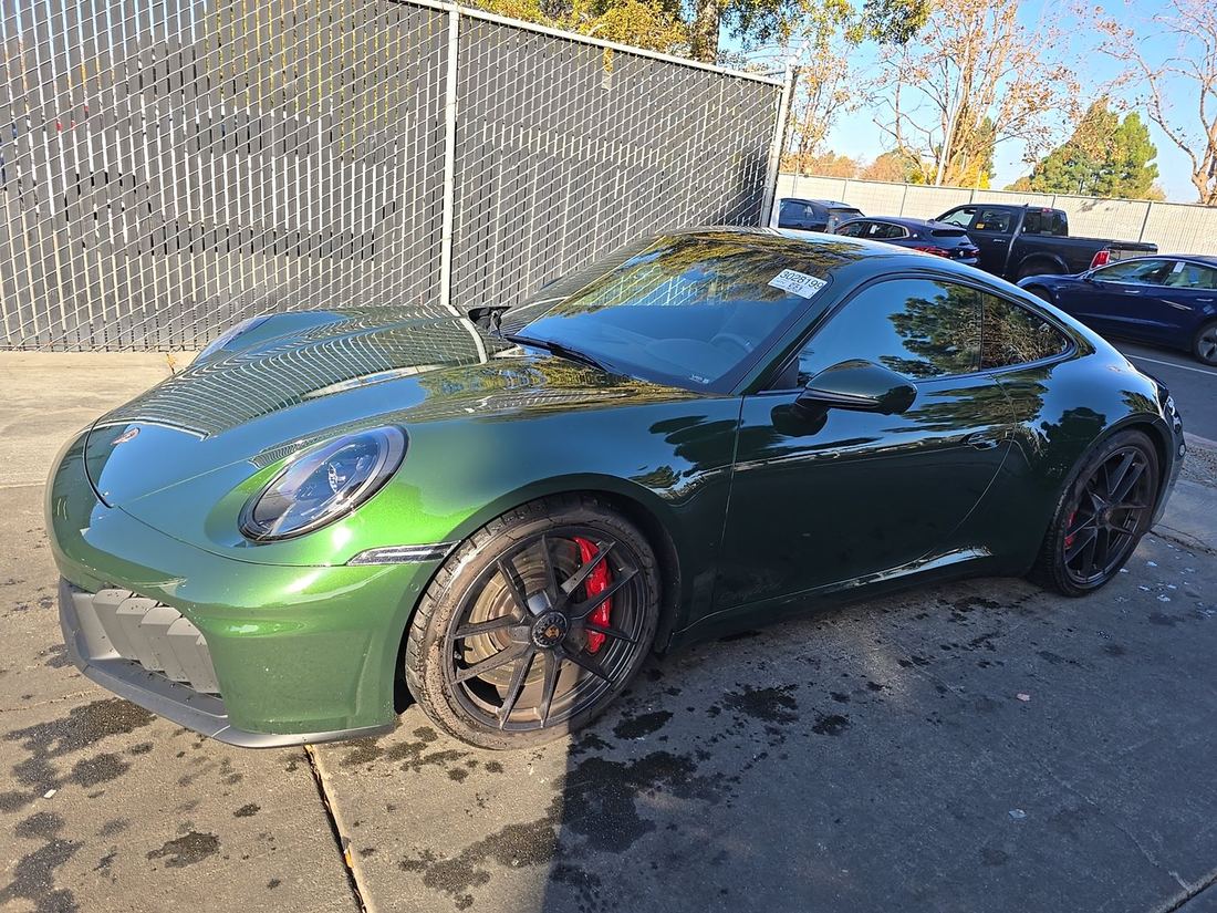 2026 PORSCHE Carrera GTS, Carrera 4 GTS