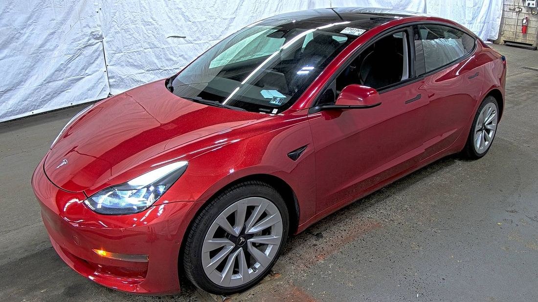 2022 Tesla Model 3