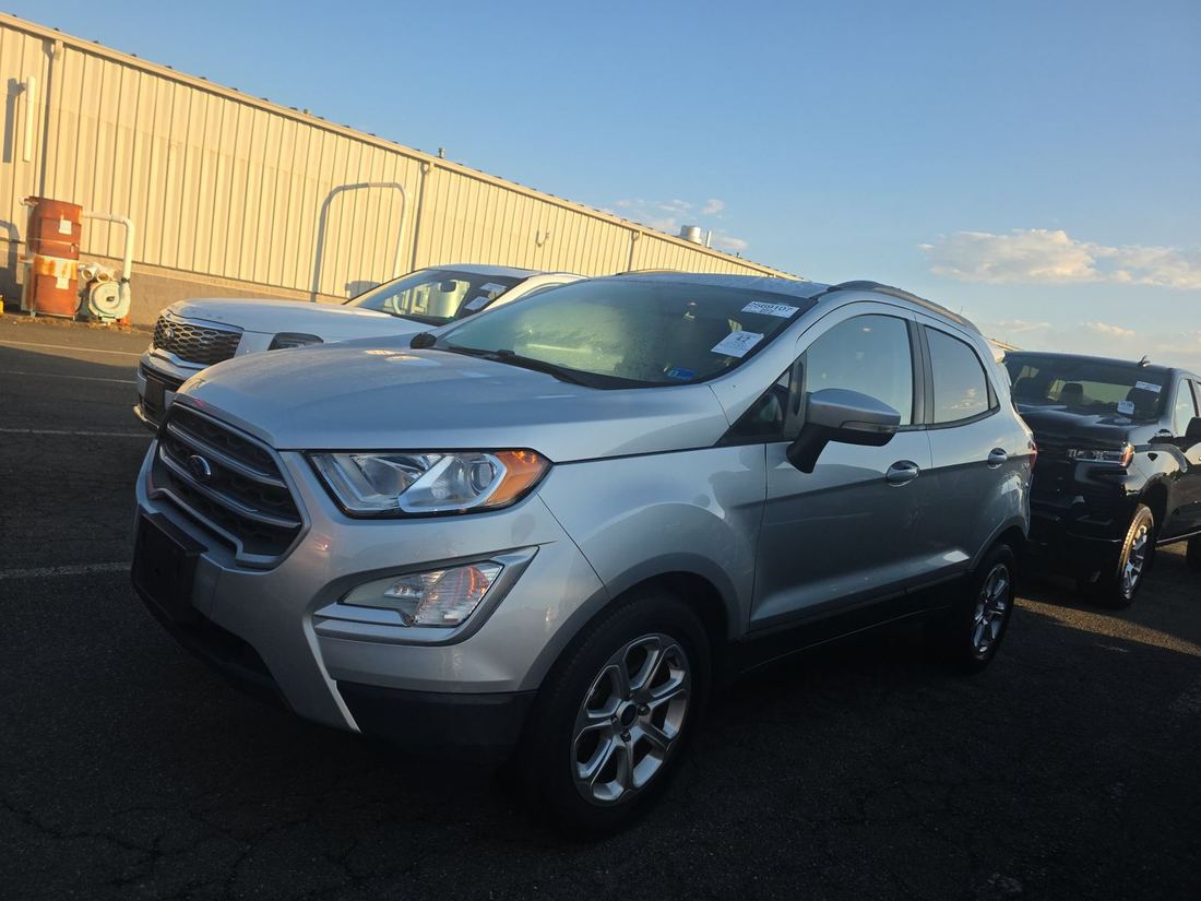 2020 FORD SE