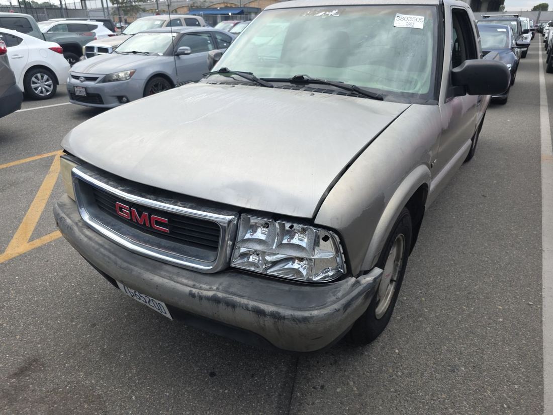 2003 GMC 1/2 Ton