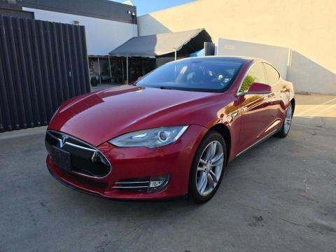 2013 Tesla w/DC Fast Charge