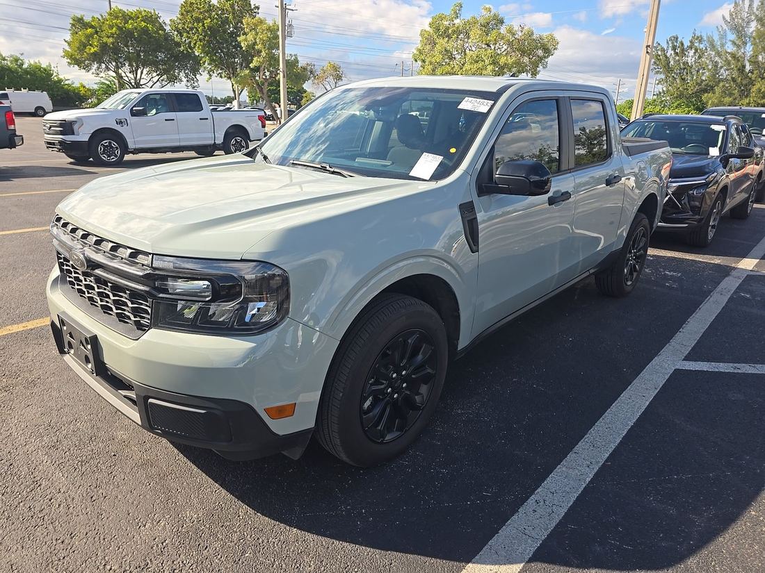 2024 FORD XLT