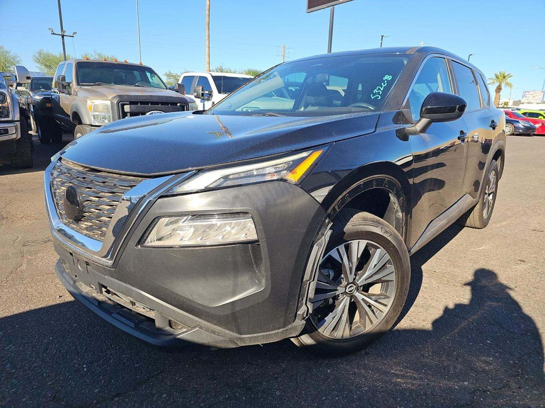 2023 NISSAN SV