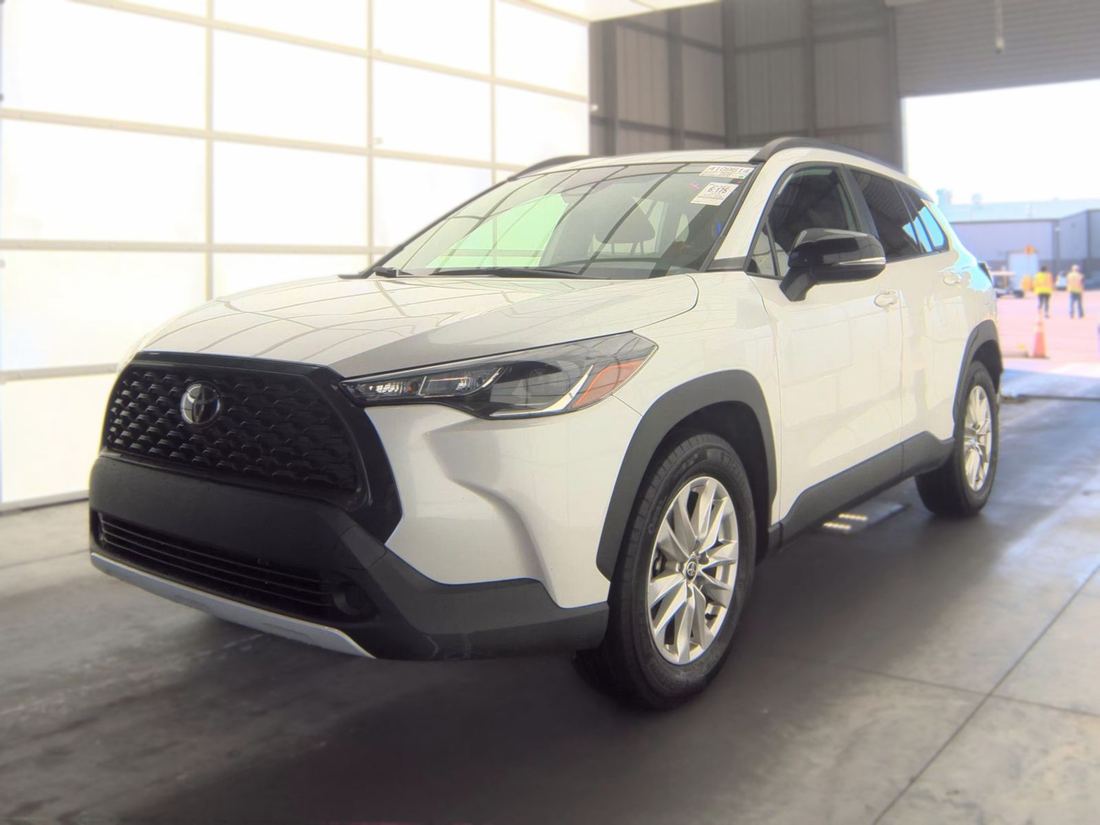 2025 Toyota 15 Series