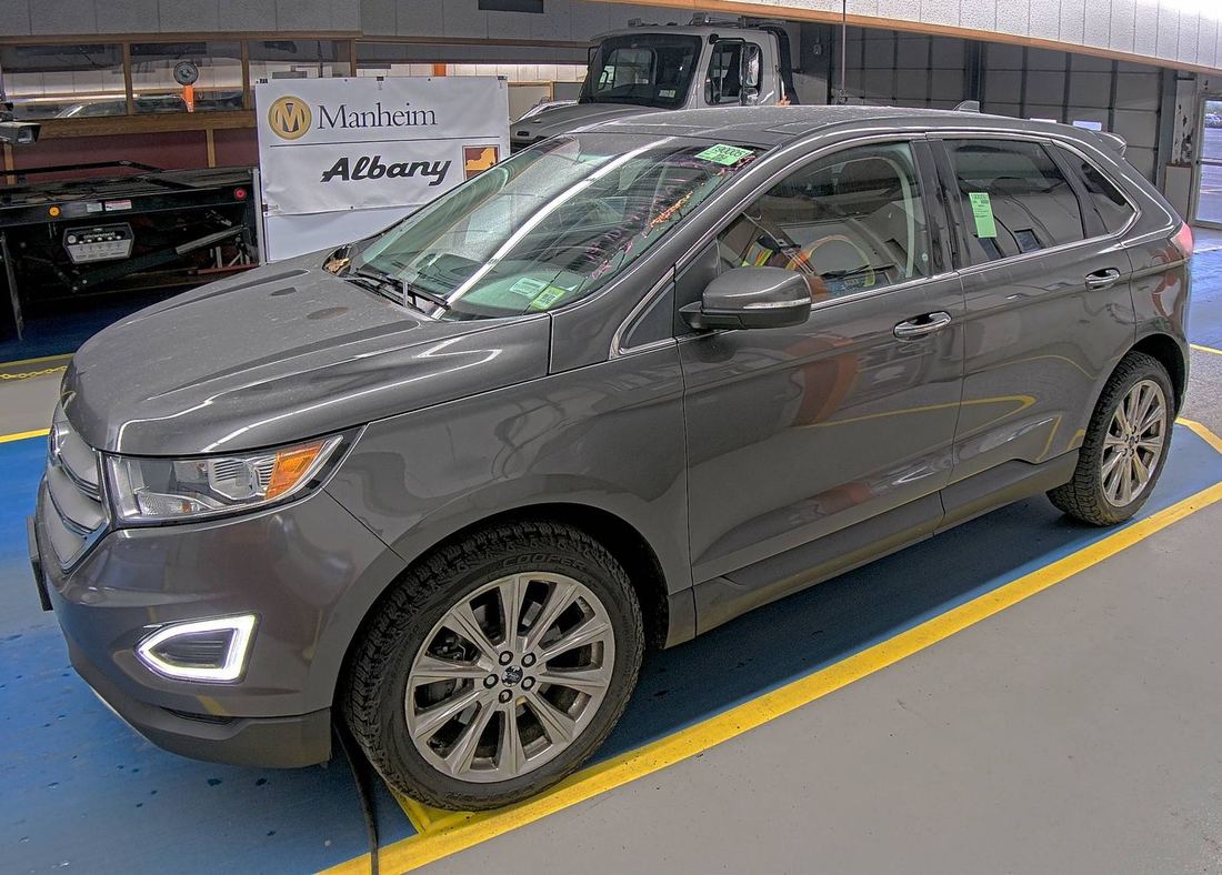 2017 FORD Titanium
