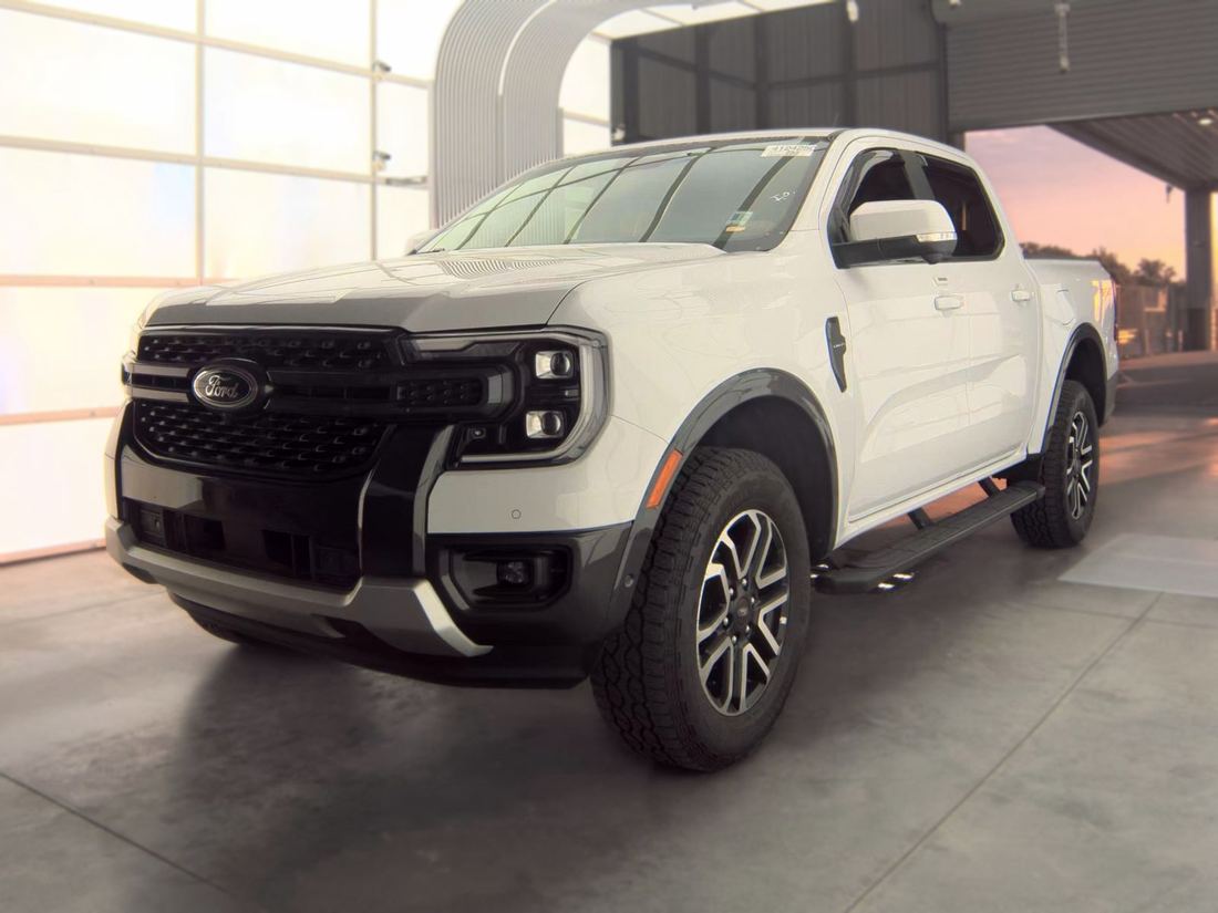 2024 FORD Lariat