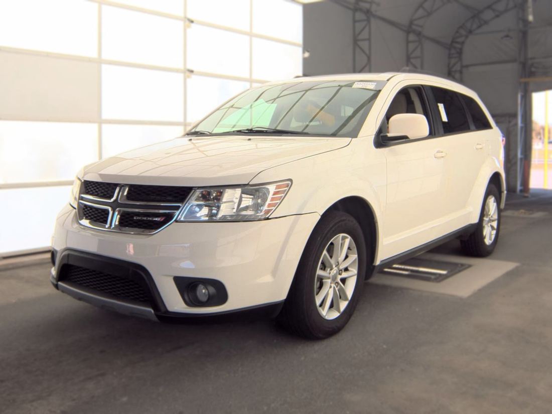 2015 DODGE SXT