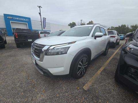 2025 Nissan Platinum