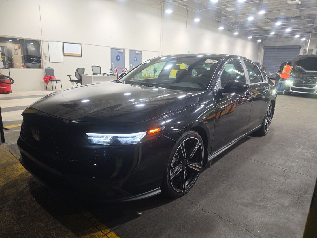 2025 Honda Sport
