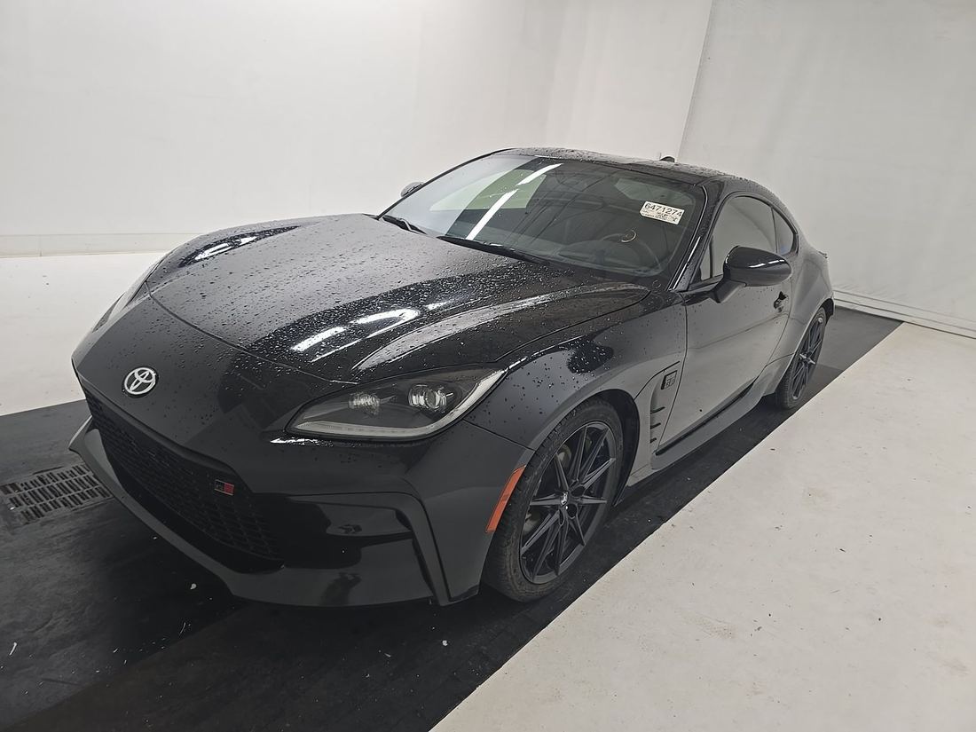 2024 Toyota Premium