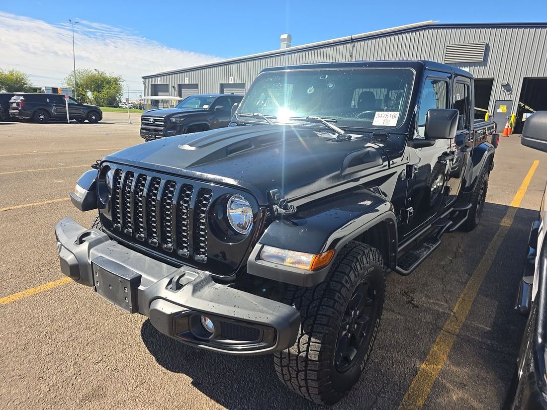 2022 JEEP Sport