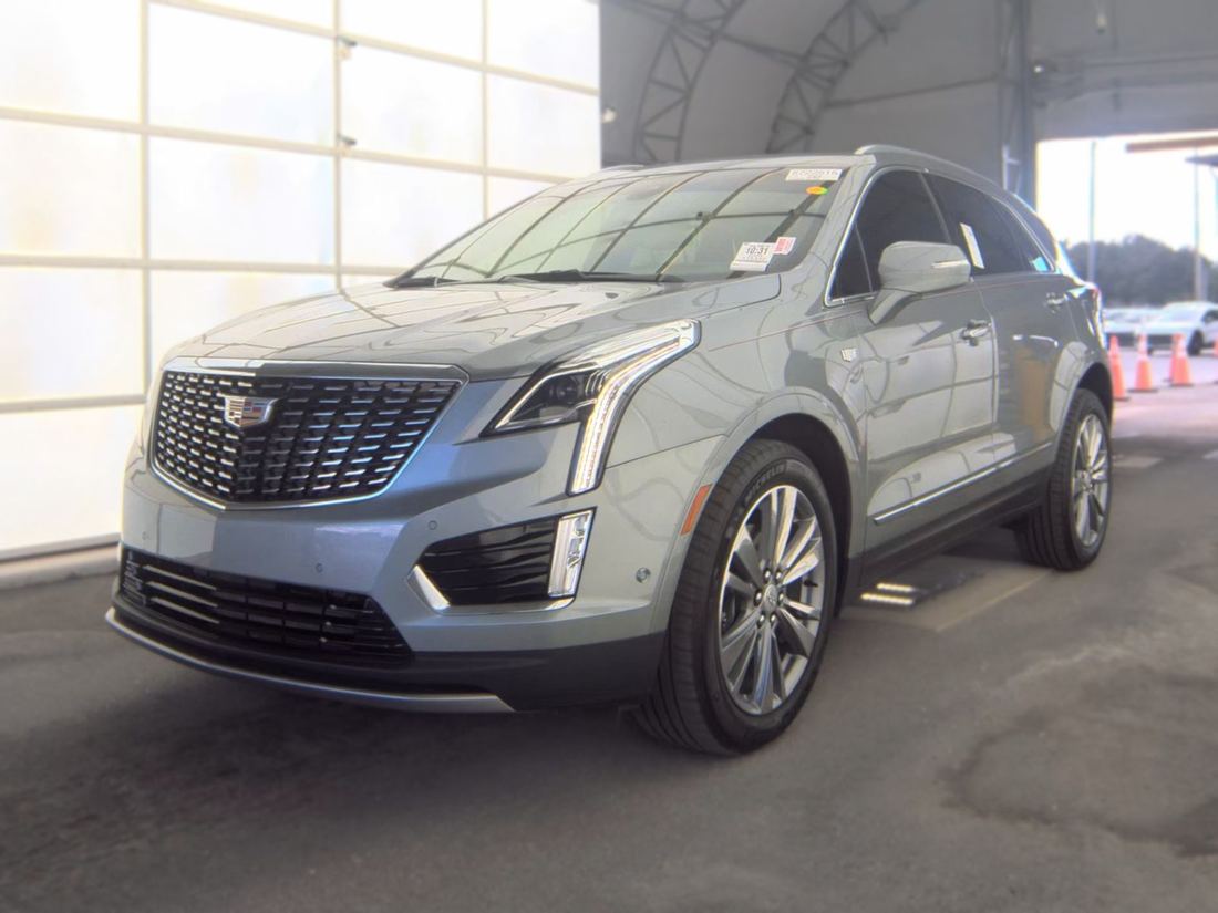 2024 Cadillac Premium Luxury