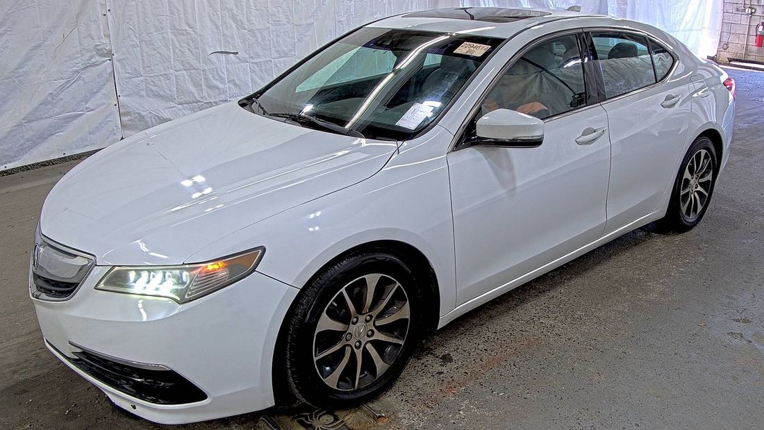 2015 Acura TECH