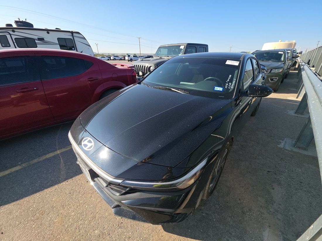 2025 HYUNDAI SEL Sport