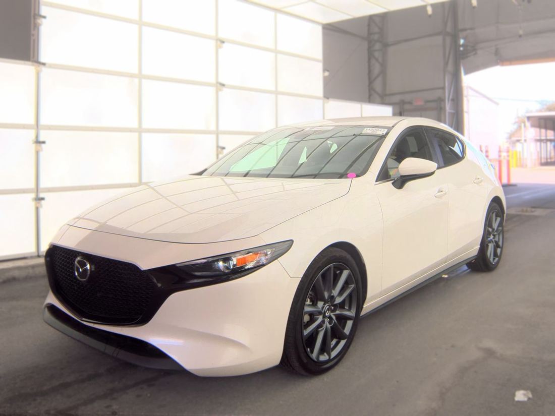 2020 MAZDA Mazda3 with Preferred package