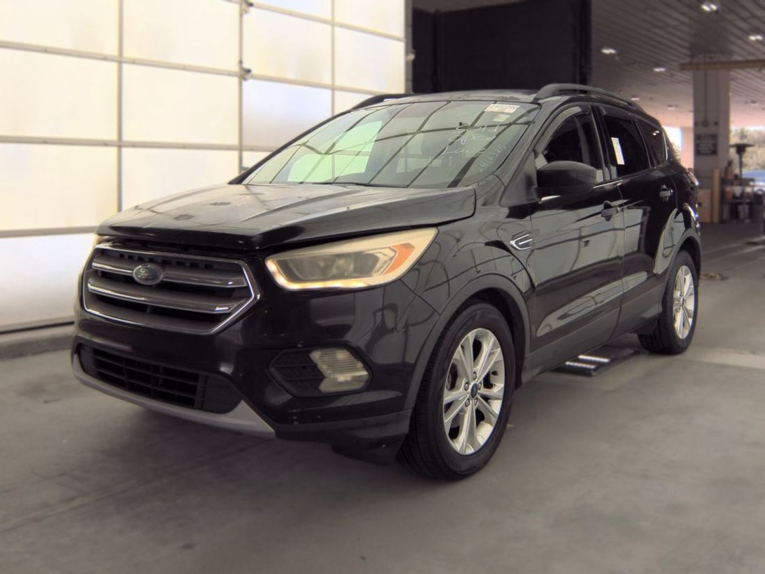 2017 FORD SE