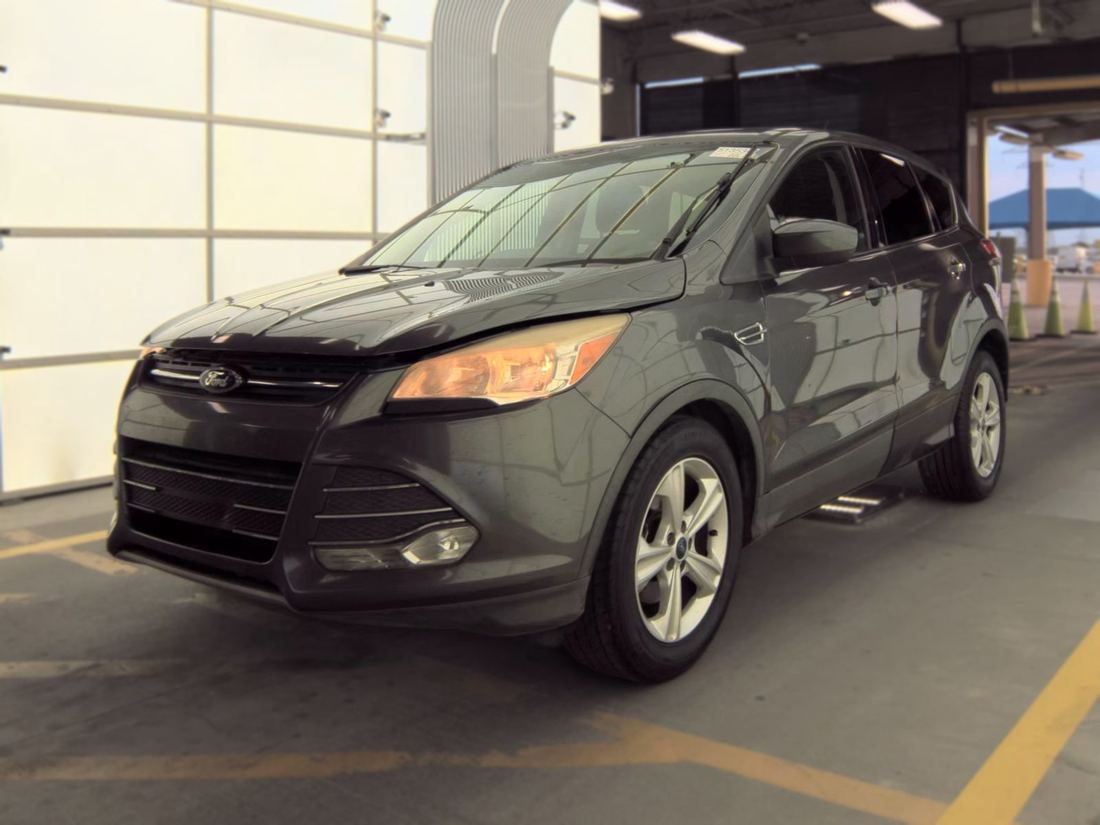 2015 Ford SE